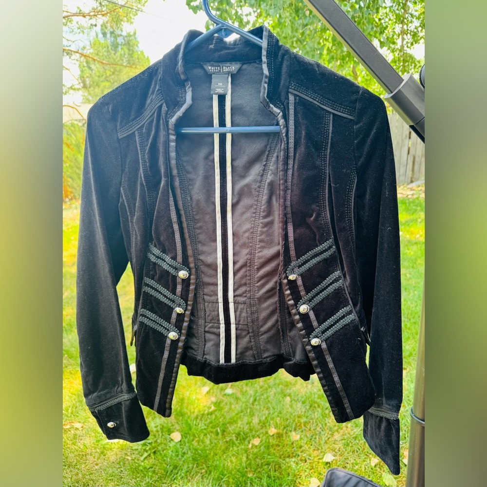 White House Black Market Black Velvet Blazer